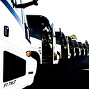 Starline Luxury Coaches logo