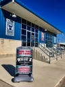 Willie's T's logo
