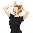 Favicon of Iliza Shlesinger