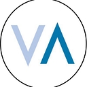 Ivanhoe College logo