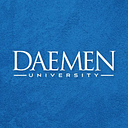Logo de Daemen College