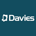 Logo de Davies Group