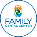 Logo de Family Dental Center