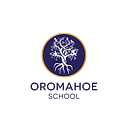 Oromahoe School logo
