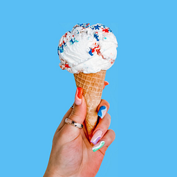 Stella's Ice Cream logo