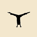 Tom's Trunks logo